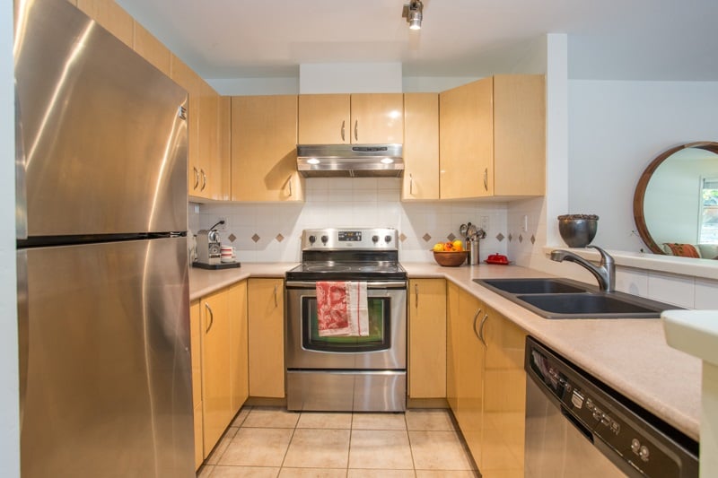 208-3083 W 4th Avenue, Vancouver