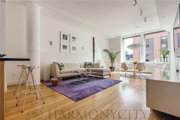 121 W 19th Street, #8D