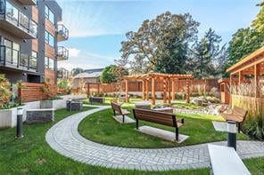 5-991 McKenzie Ave, Saanich