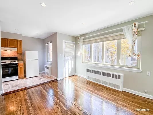 27-37 27th Street Unit: 2A