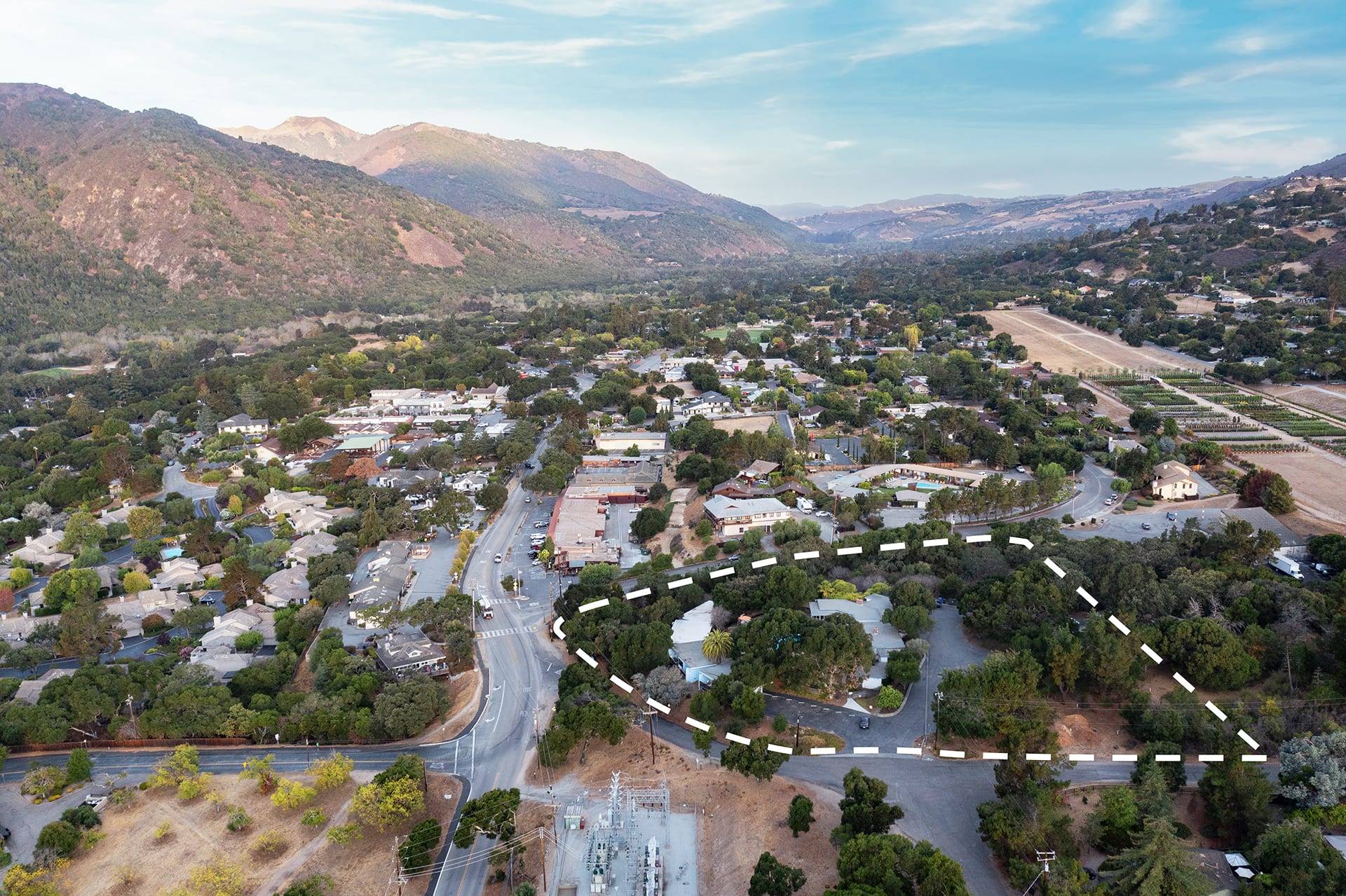 Blue Sky Lodge - Carmel Valley Village