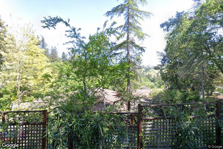 43 Madrone Ave
