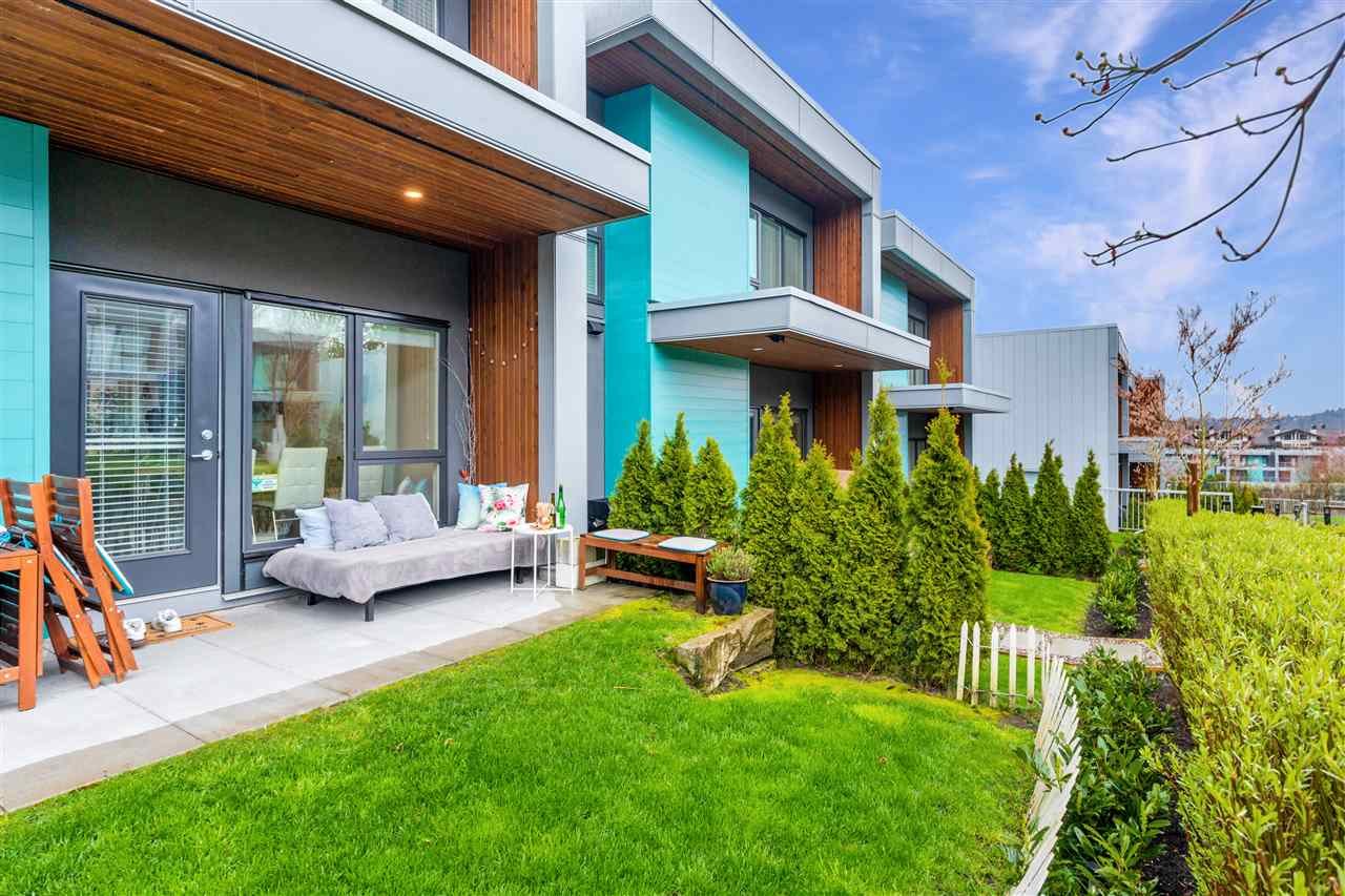 43-3596 Salal Dr