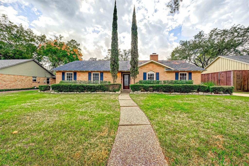 10723 Inwood Dr