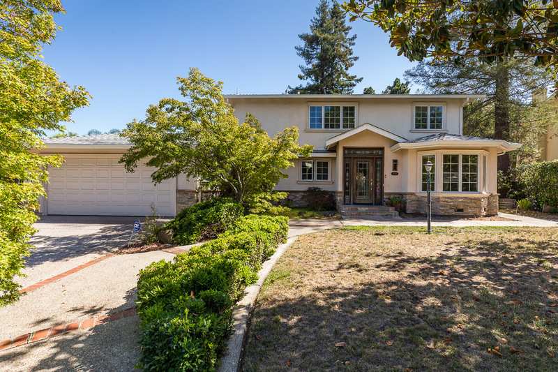 19546 Northampton Drive