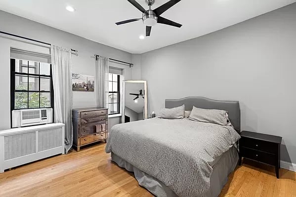 114 Clinton St. Unit: 1A