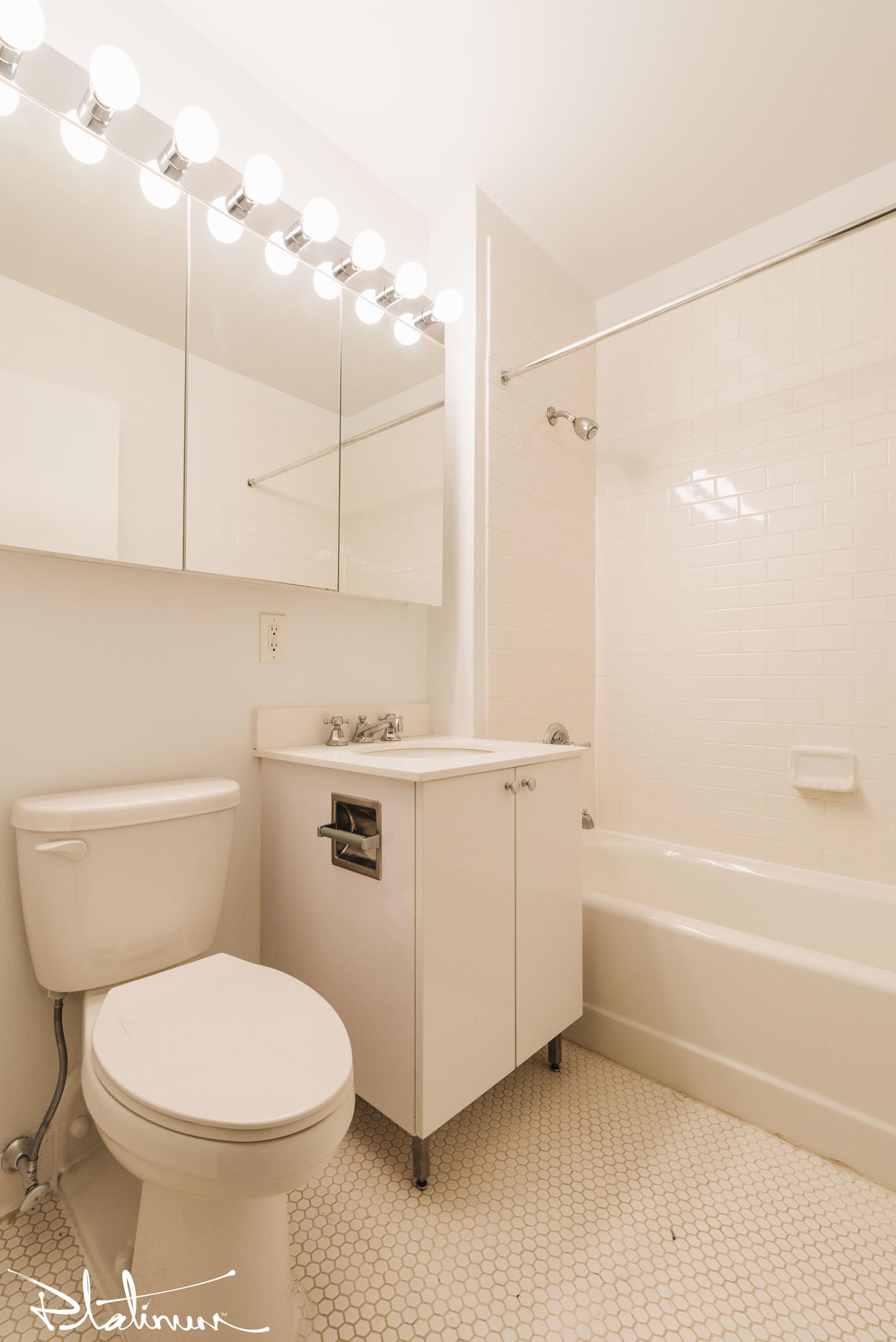 45 Wall Street, Apt 716