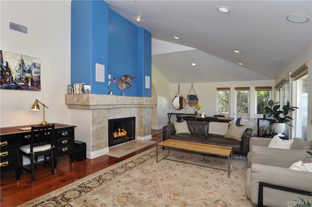 1032 Sea Ln