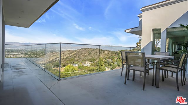 Lodge Villa