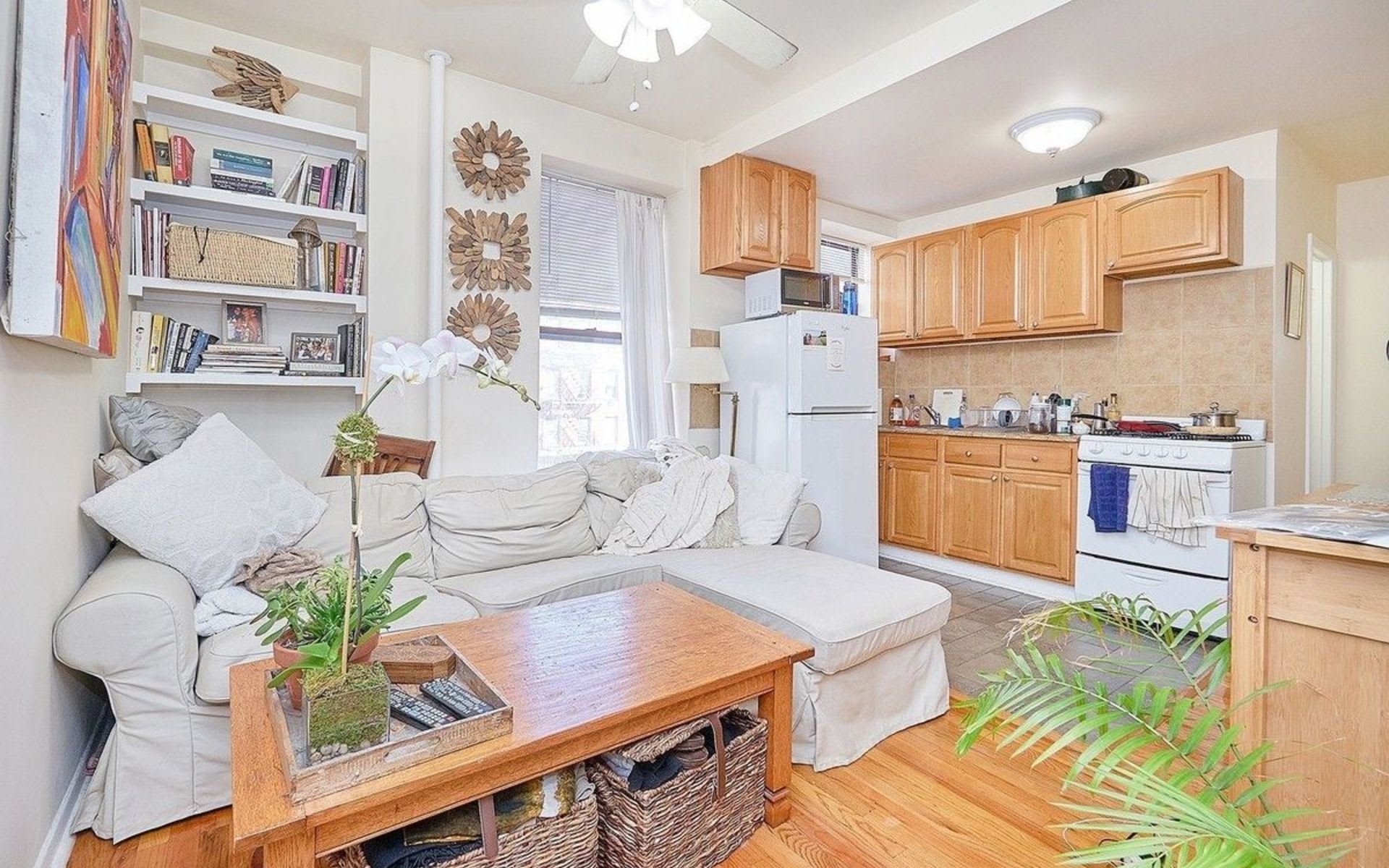 270 East 78th St, #9