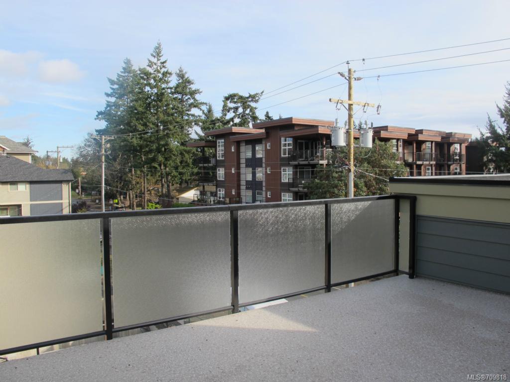 104-2726 Peatt Rd, Langford