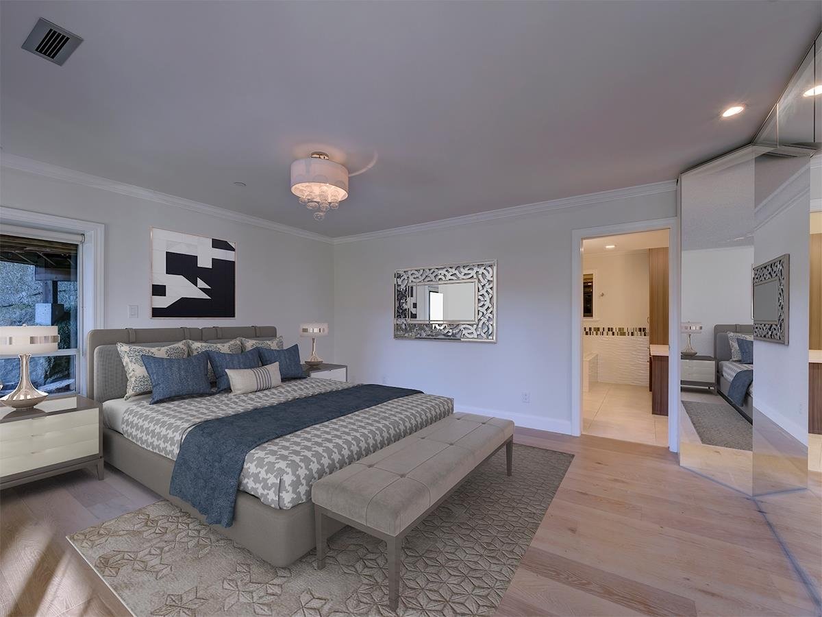 5851 Marine Dr