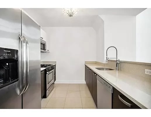 108 Neptune Avenue Unit: 4C