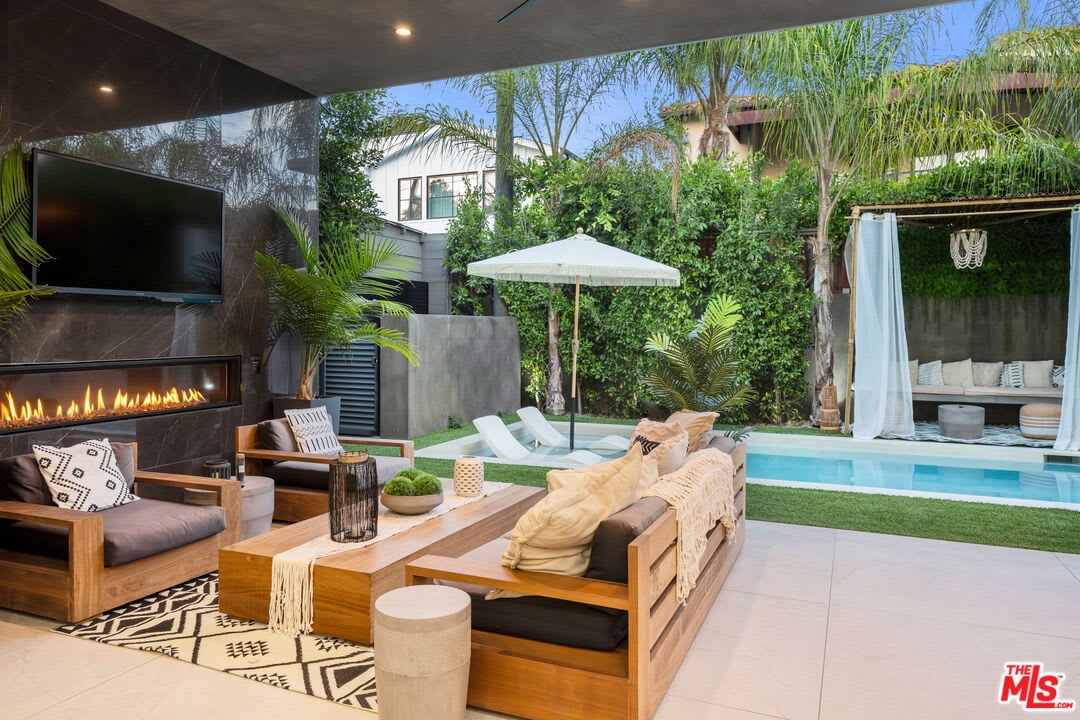 Oasis Retreat