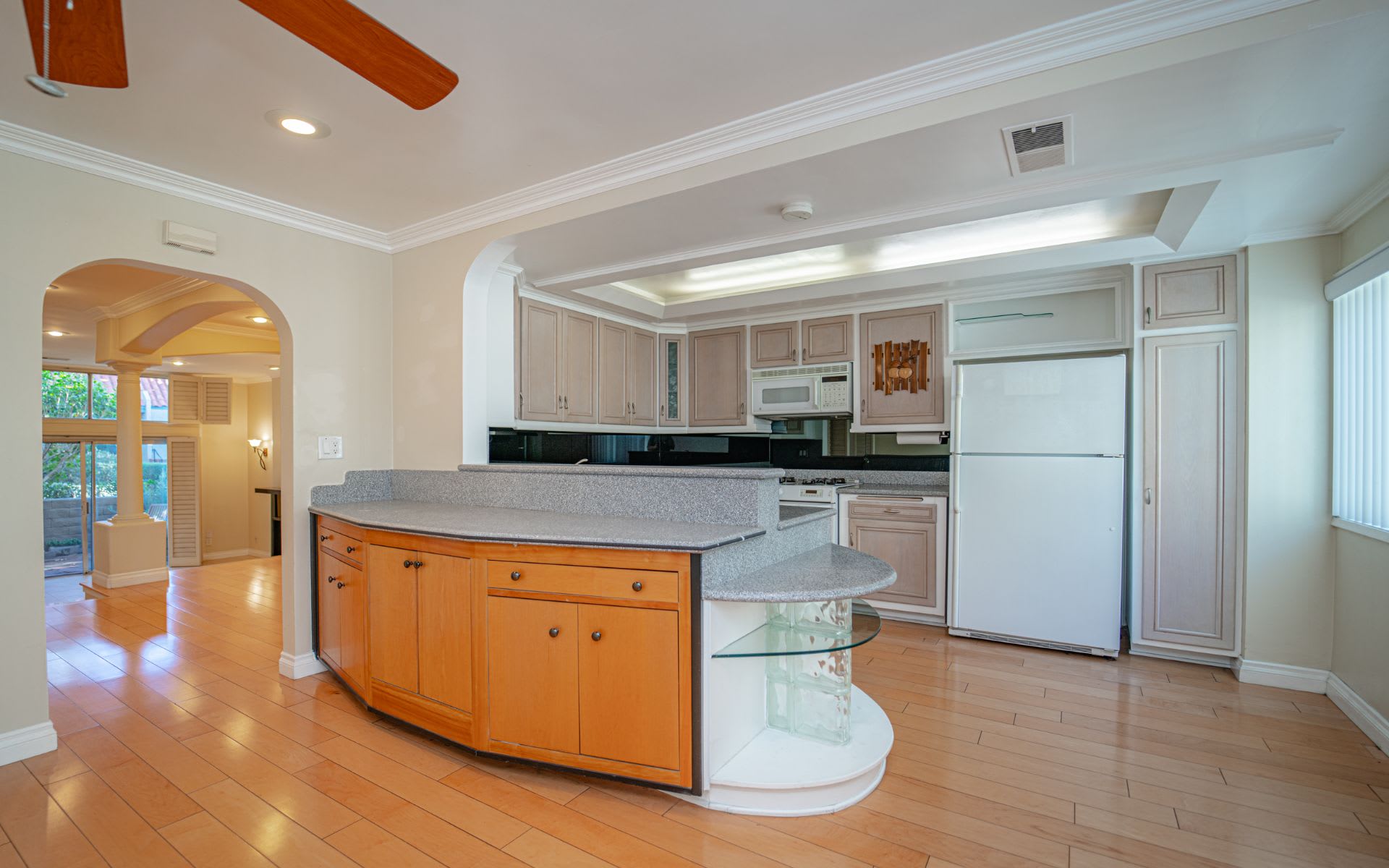 1070 Palo Verde Avenue