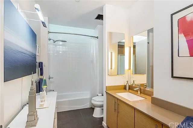 133 The Promenade N Unit 431