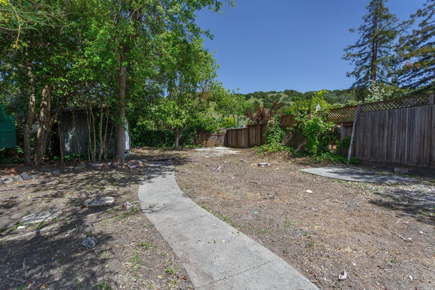 648 Peach Street, Novato