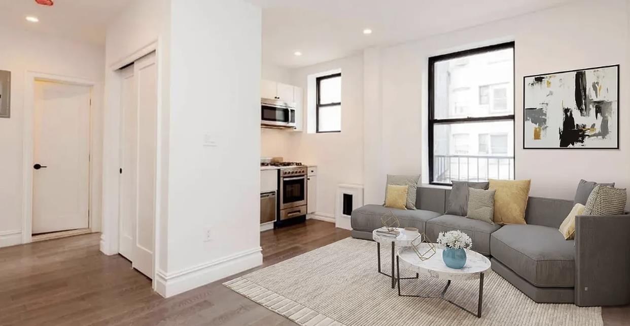 152 Thompson Street, Apt 2-B
