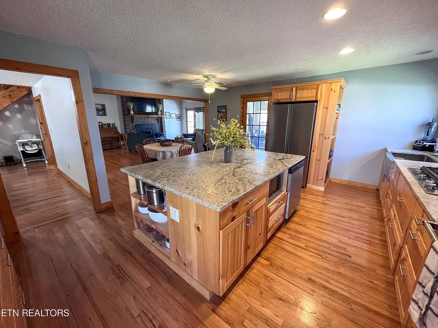 1454 Jeffries Hollow Rd