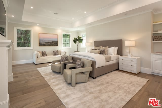 604 Walden Dr