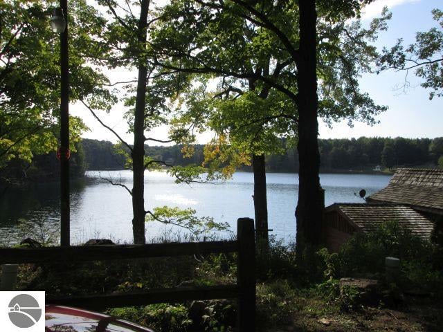 Buyer's Agent - Lake Ann