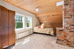 1051 Leslie Dr