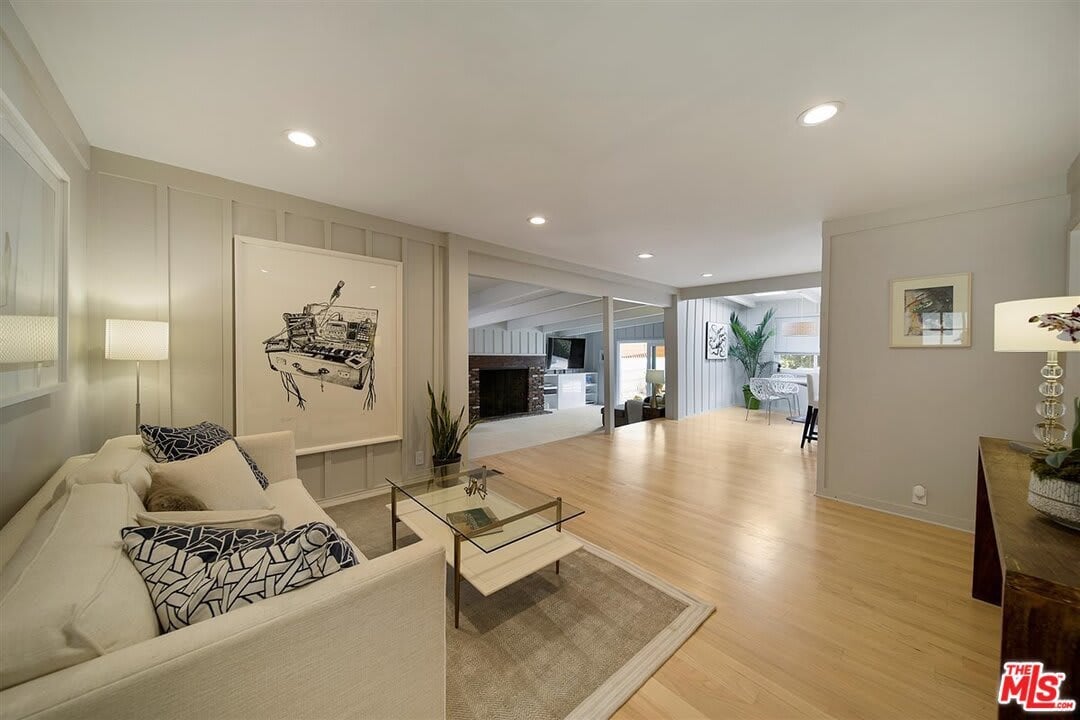 3400 Granville Ave