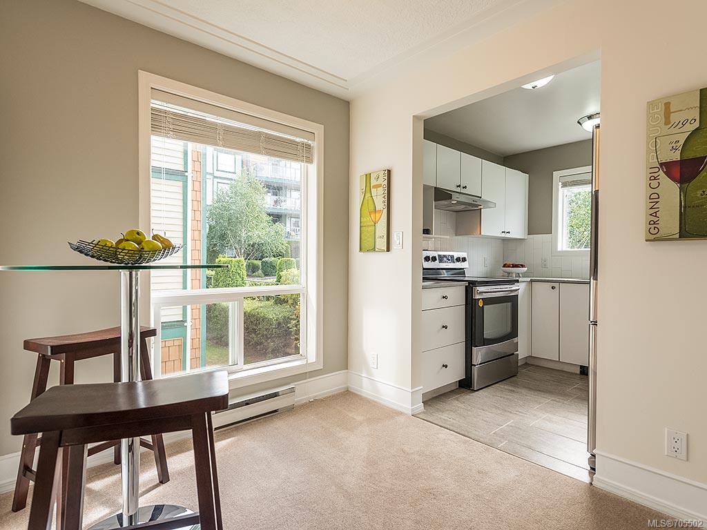 208-894 Vernon Ave
