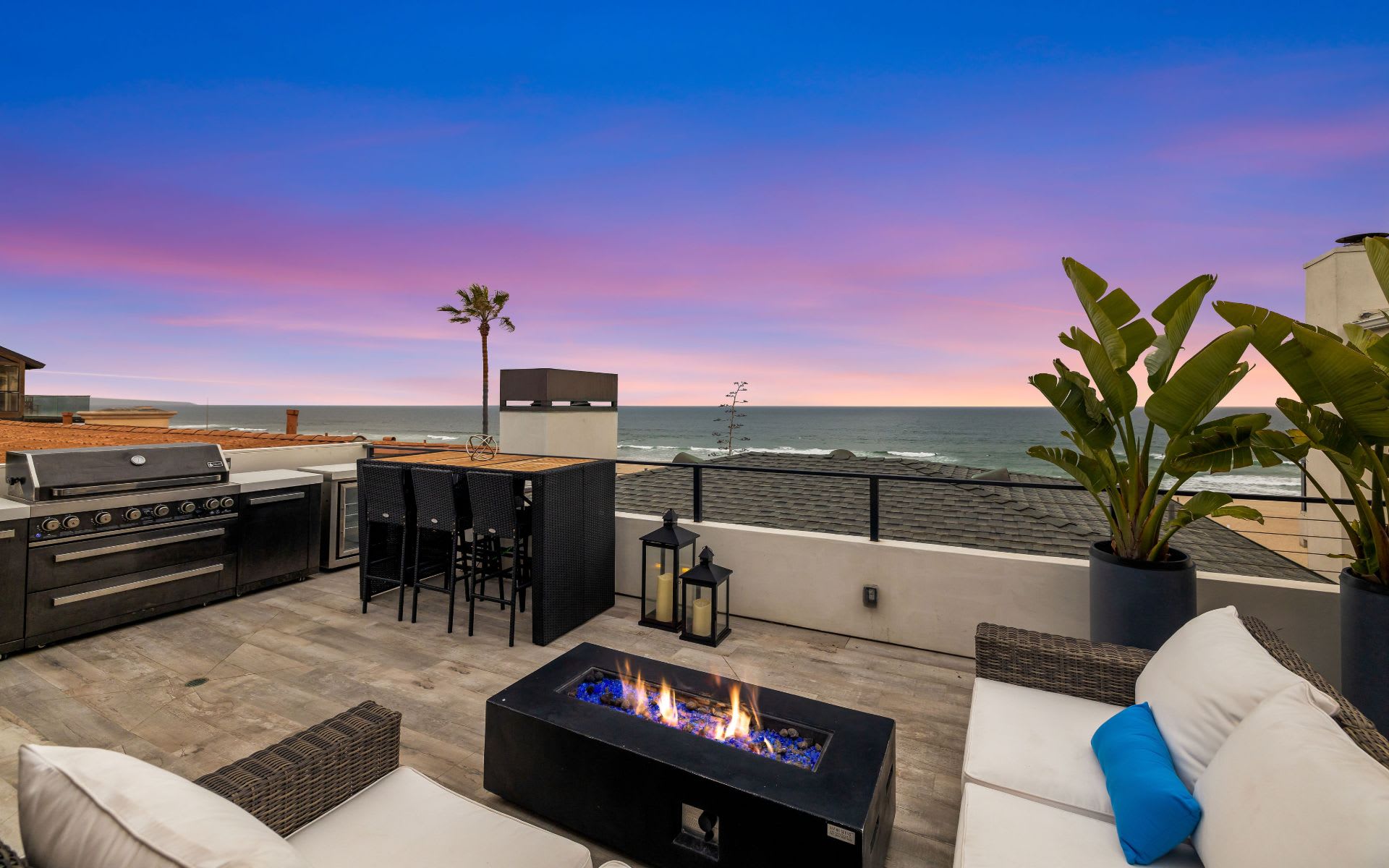 3808 The Strand Drive