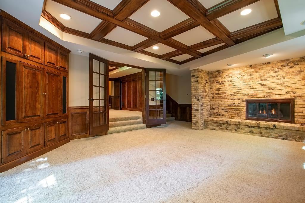 Charming in Eden Prairie!