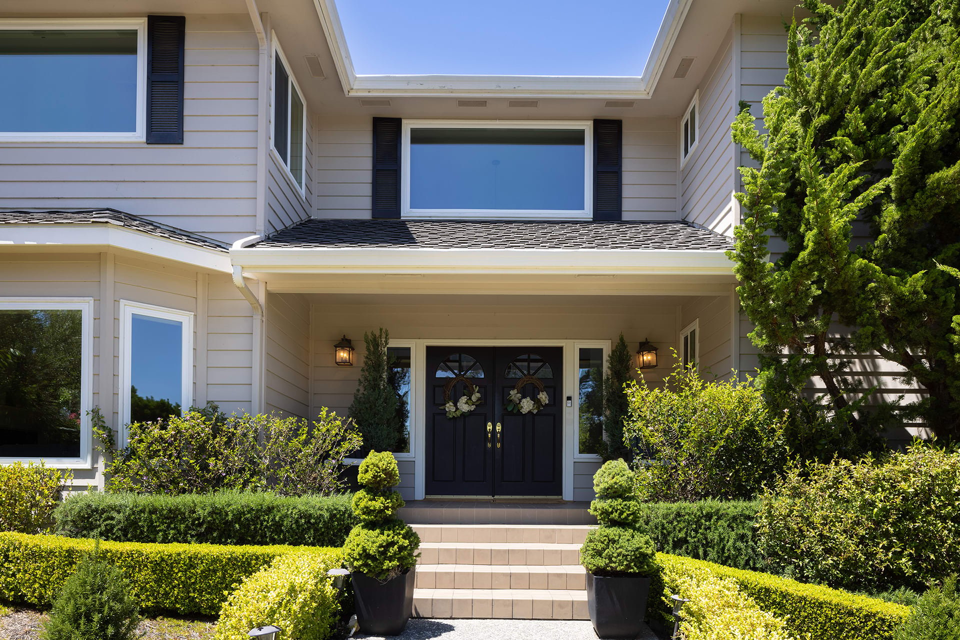 Spacious Monterey Haven - 450 Dry Creek Road
