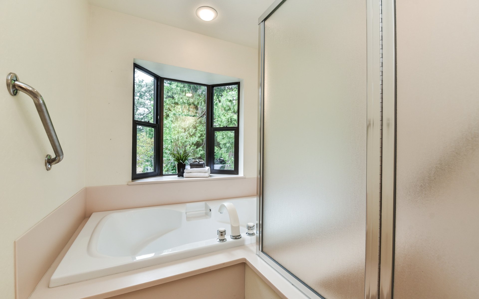 256 Gerry Ct