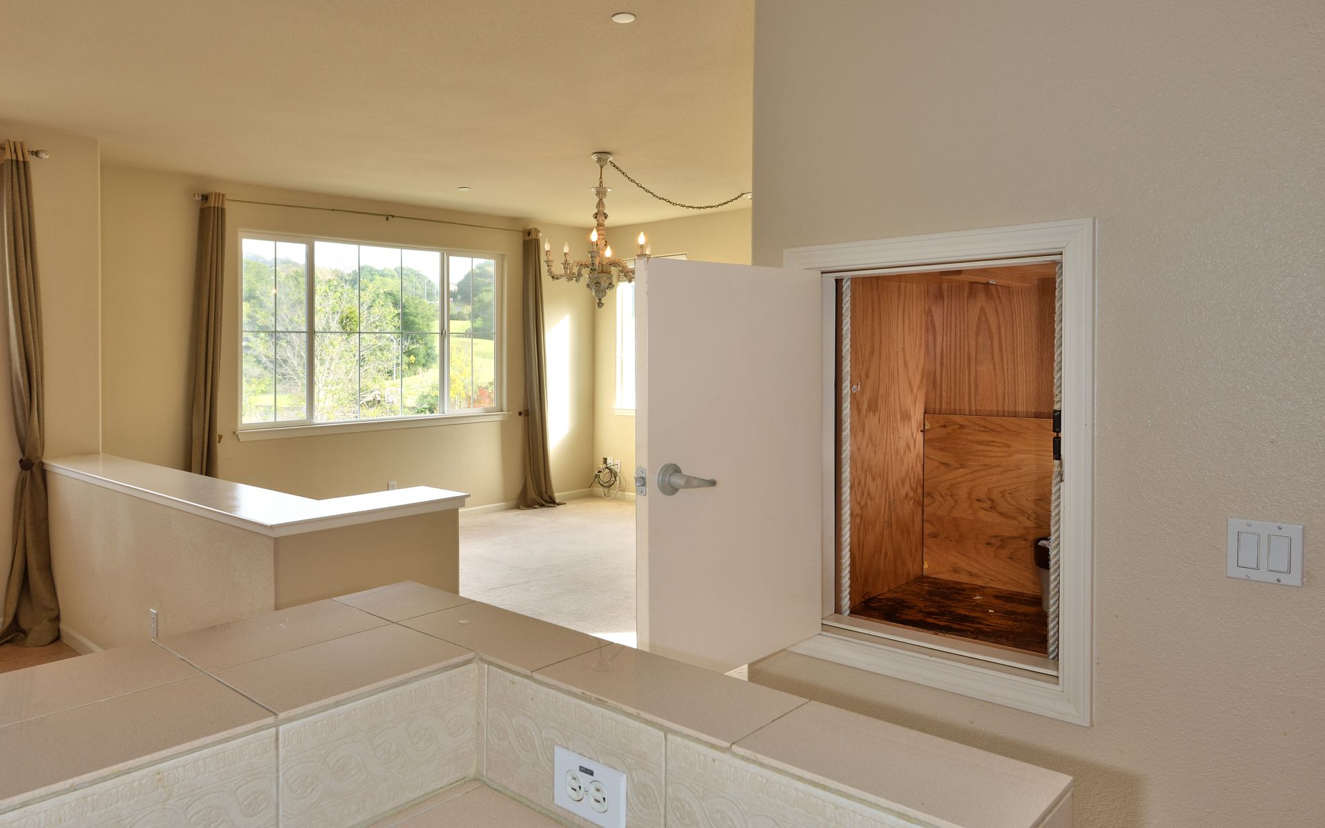3428 Lake Park Ct