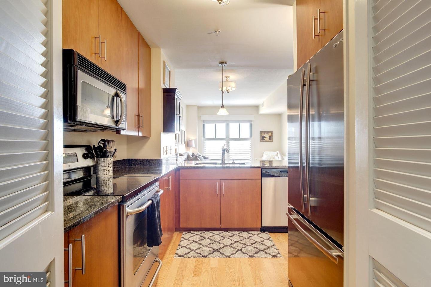 910 M Street NW #901