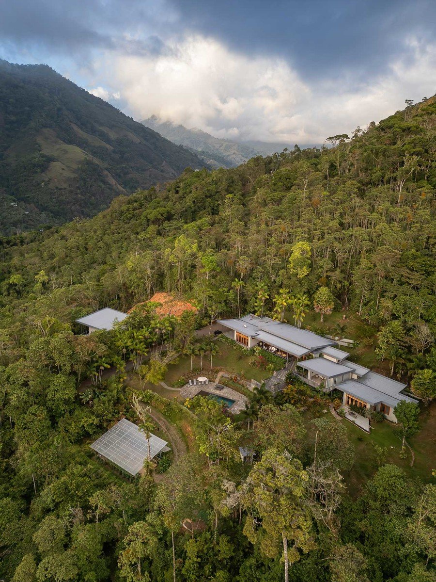 Luxurious Mountain Villa Retreat, Perez Zeledon, San Jose