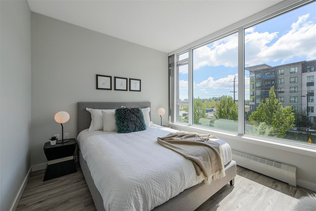 205-3281 E Kent Ave North Ave