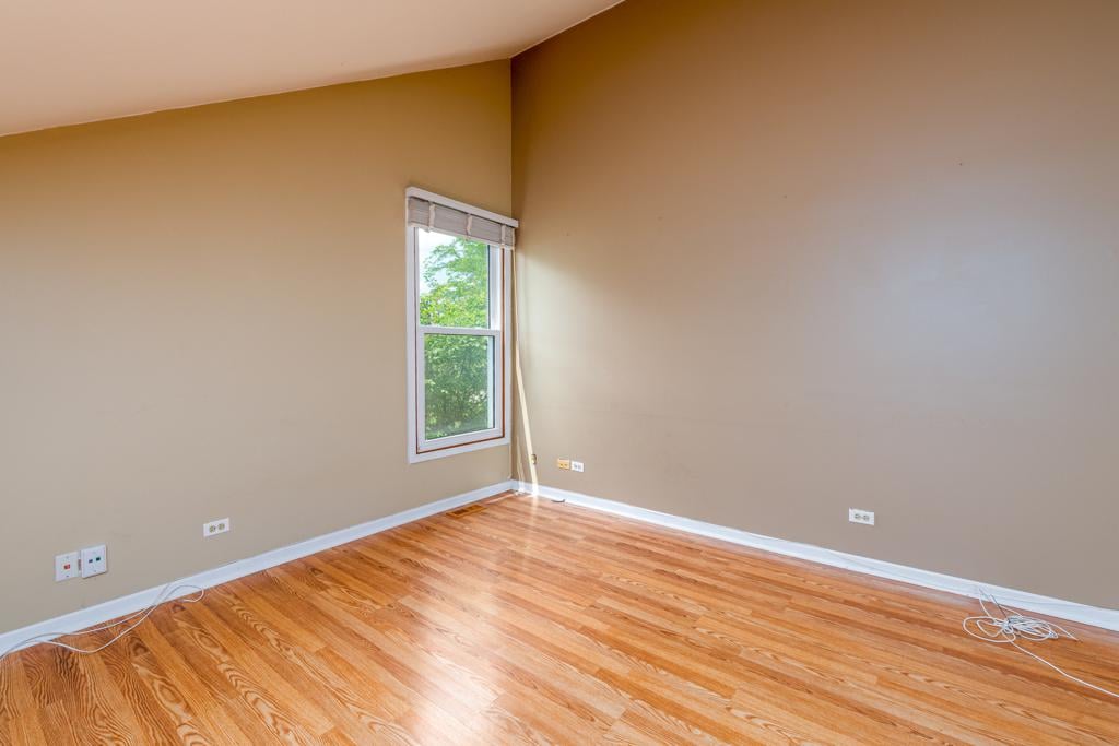 2632 College Hill Cir