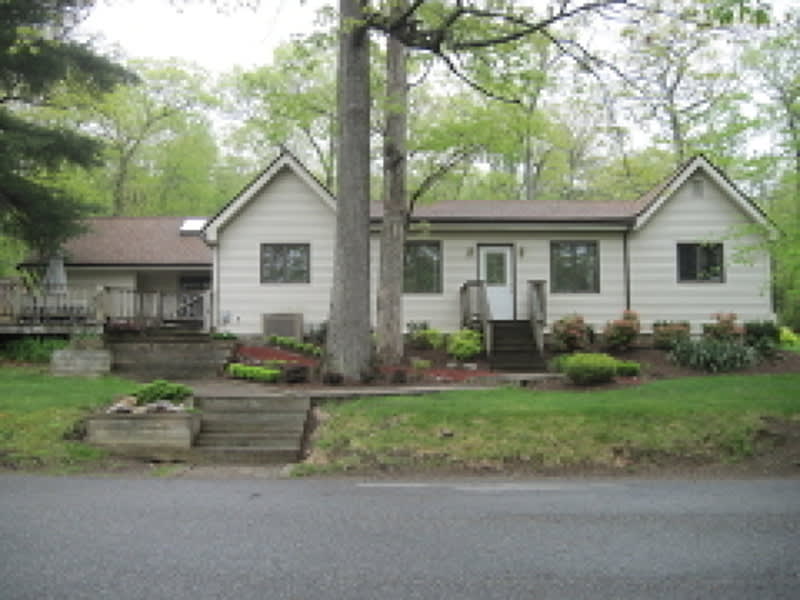 215 Awosting Rd