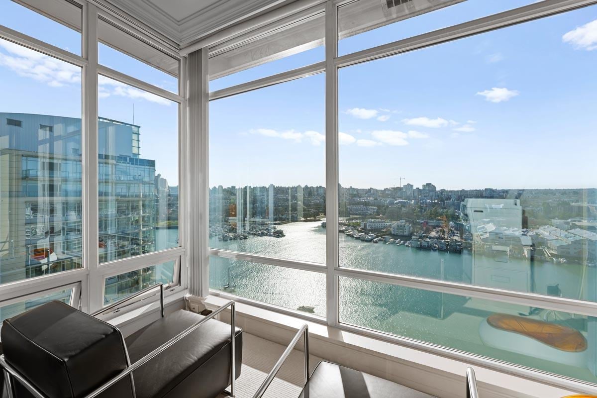 2001-428 Beach Crescent, Vancouver