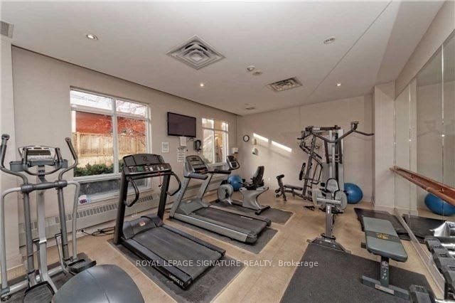 18 Kenaston Gdns 804