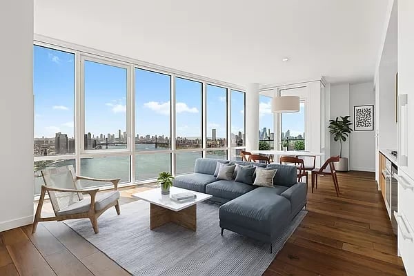 21 India Street Unit: 38E