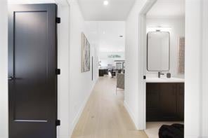 3901 Olympian Wy