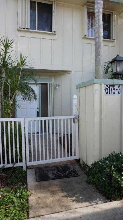 6175 Riverwalk Lane Unit 3