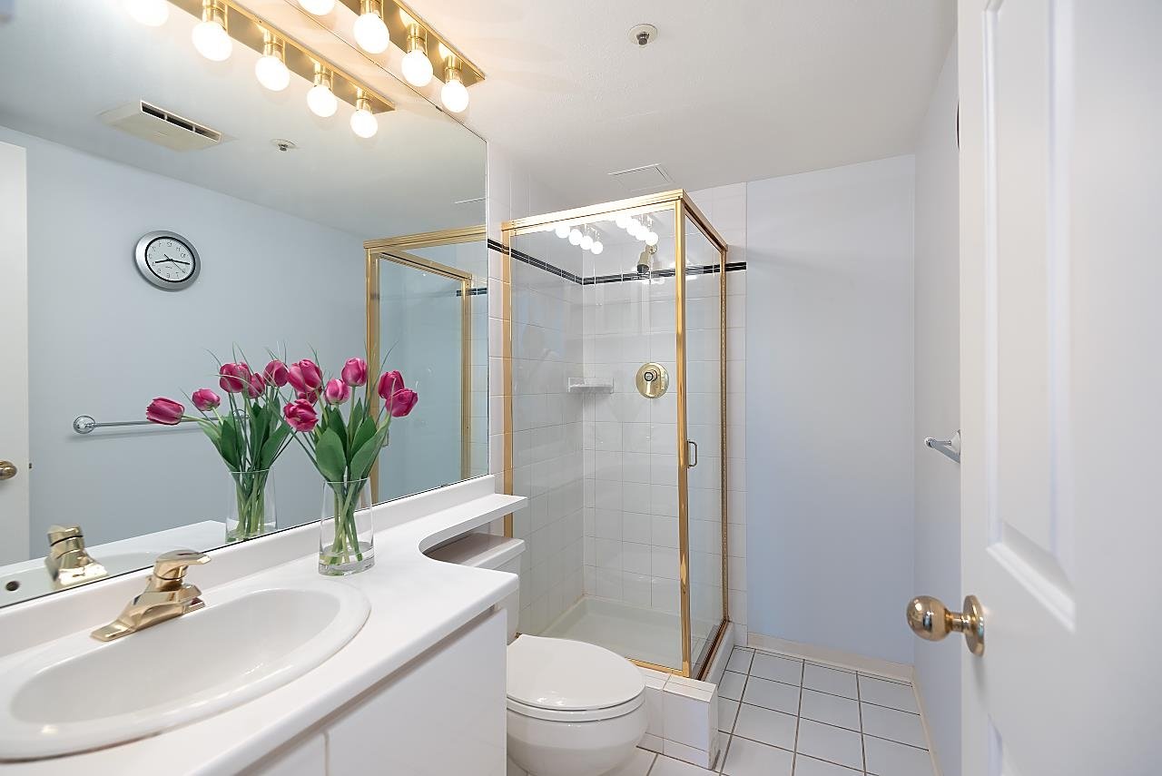 201-2280 Bellevue Ave