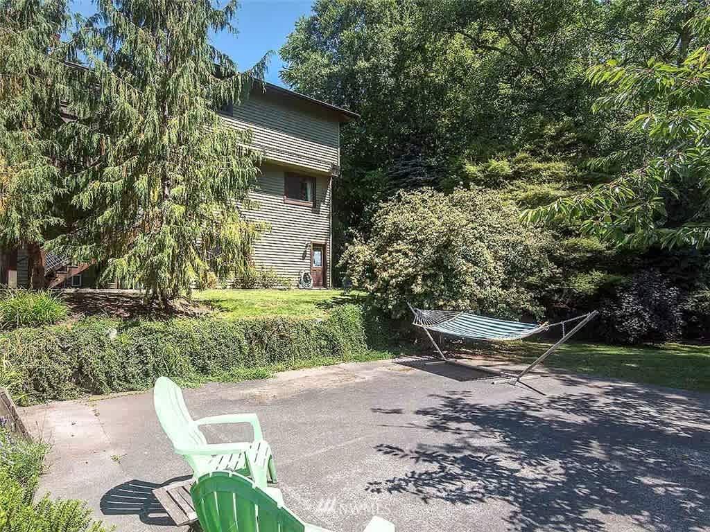 6212 Chennault Beach Dr