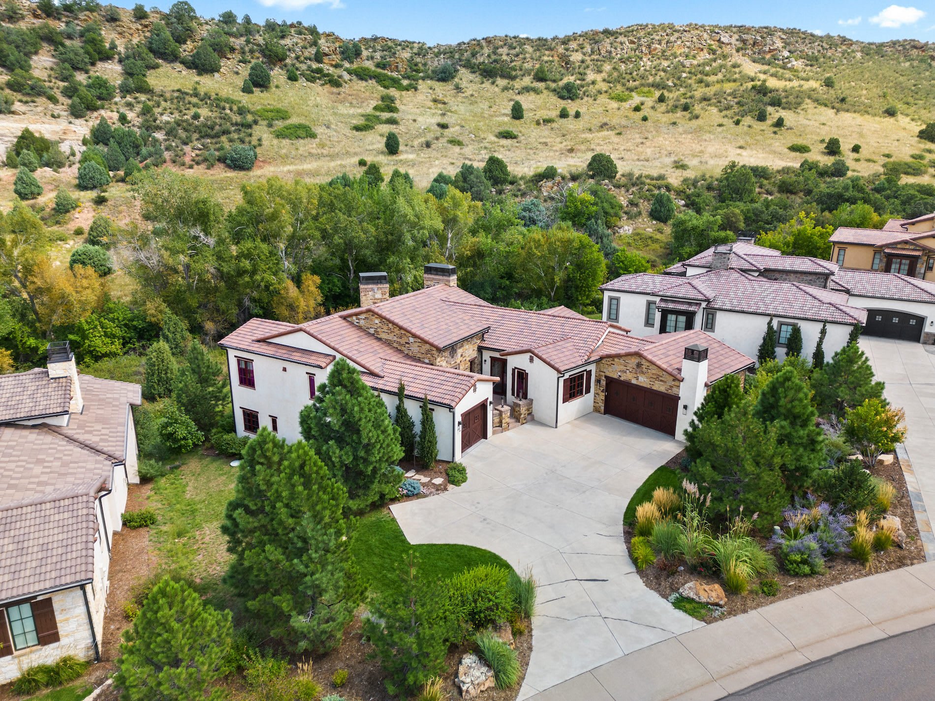 8342 Raphael Lane