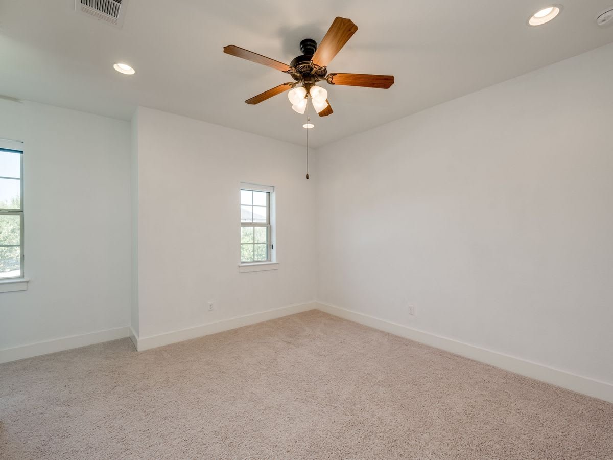 104 Nautical Circle, Round Rock, TX 78681