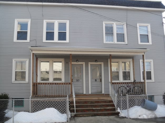8-1O WADSWORTH ST