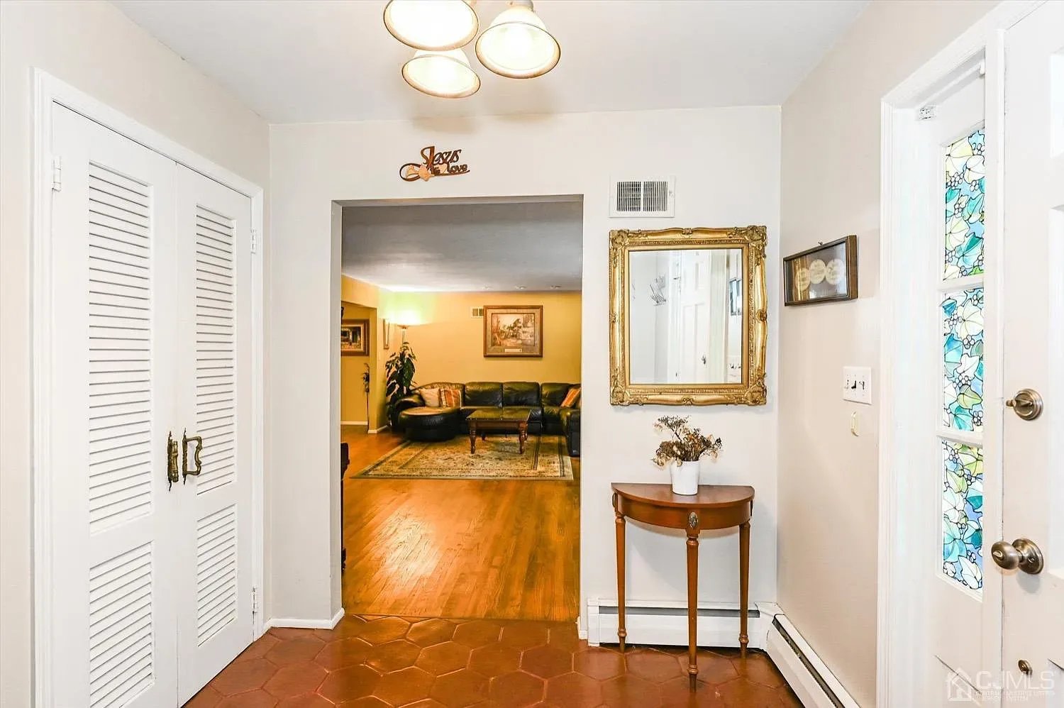 50 Clive Hills Rd