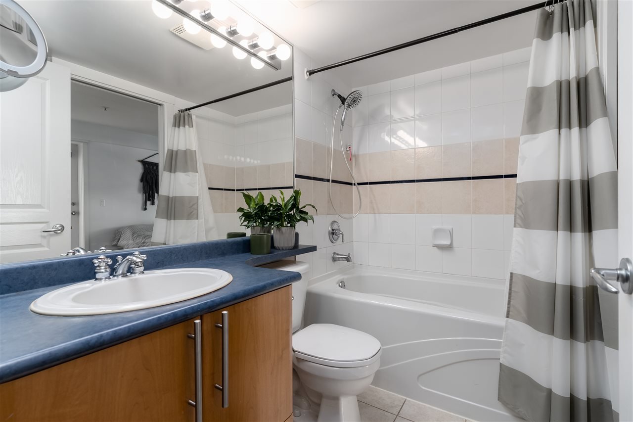 401-3136 St Johns Street, Port Moody